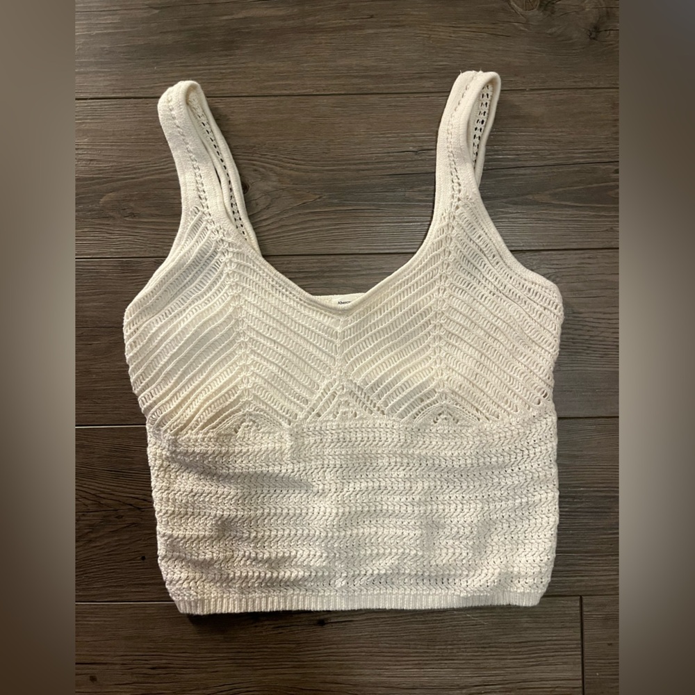 Abercrombie white Shaped Crochet Sweater Tank size M